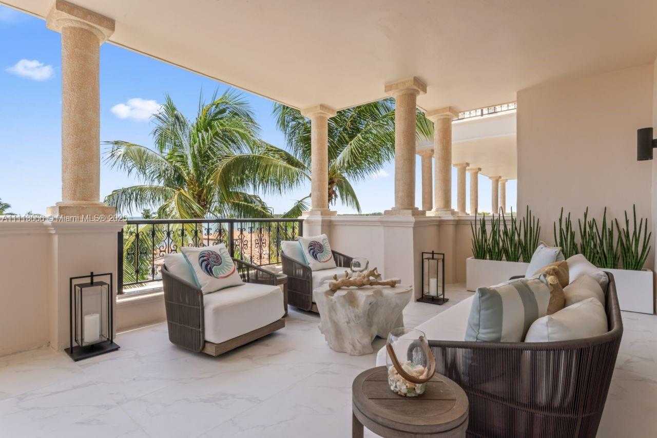 Small Image of 19143 FISHER ISLAND DR #19143, Miami Beach Number 64