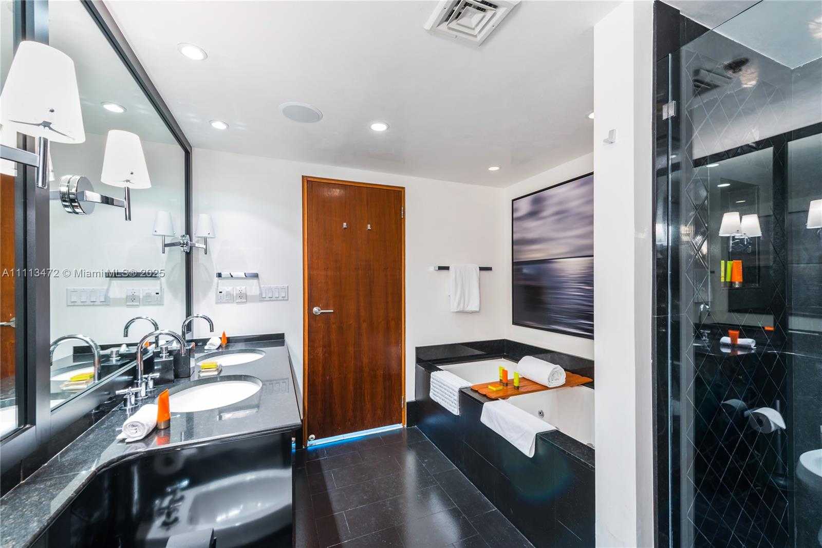 Small Image of 101 20TH ST #2208, Miami Beach Number 13