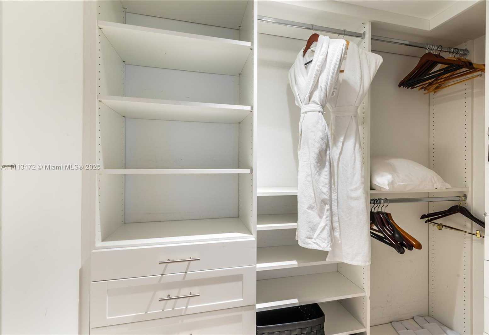 Small Image of 101 20TH ST #2208, Miami Beach Number 16