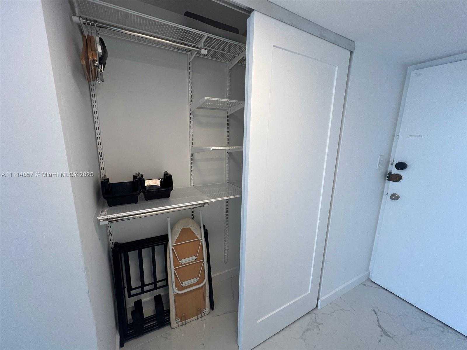 Small Image of 100 LINCOLN RD #1207, Miami Beach Number 17