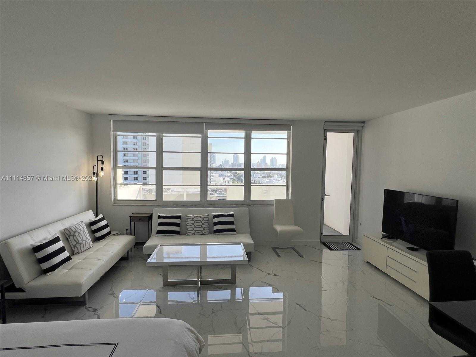 Small Image of 100 LINCOLN RD #1207, Miami Beach Number 4
