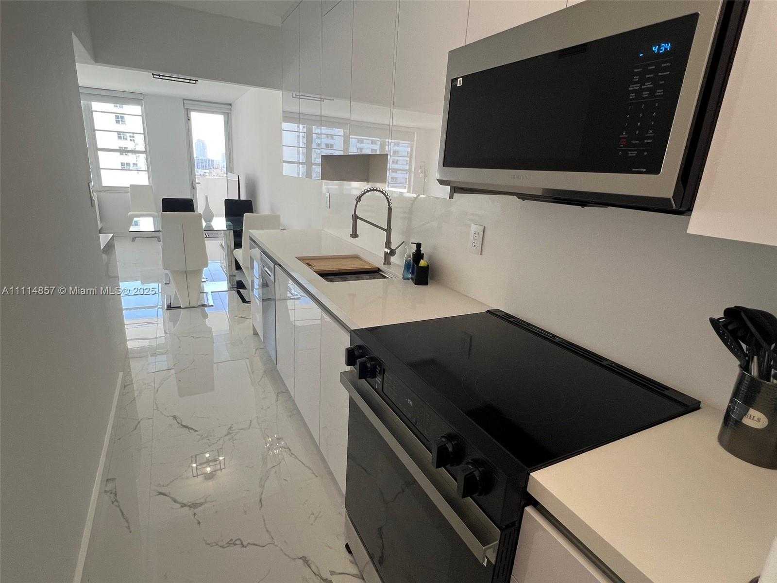 Small Image of 100 LINCOLN RD #1207, Miami Beach Number 8