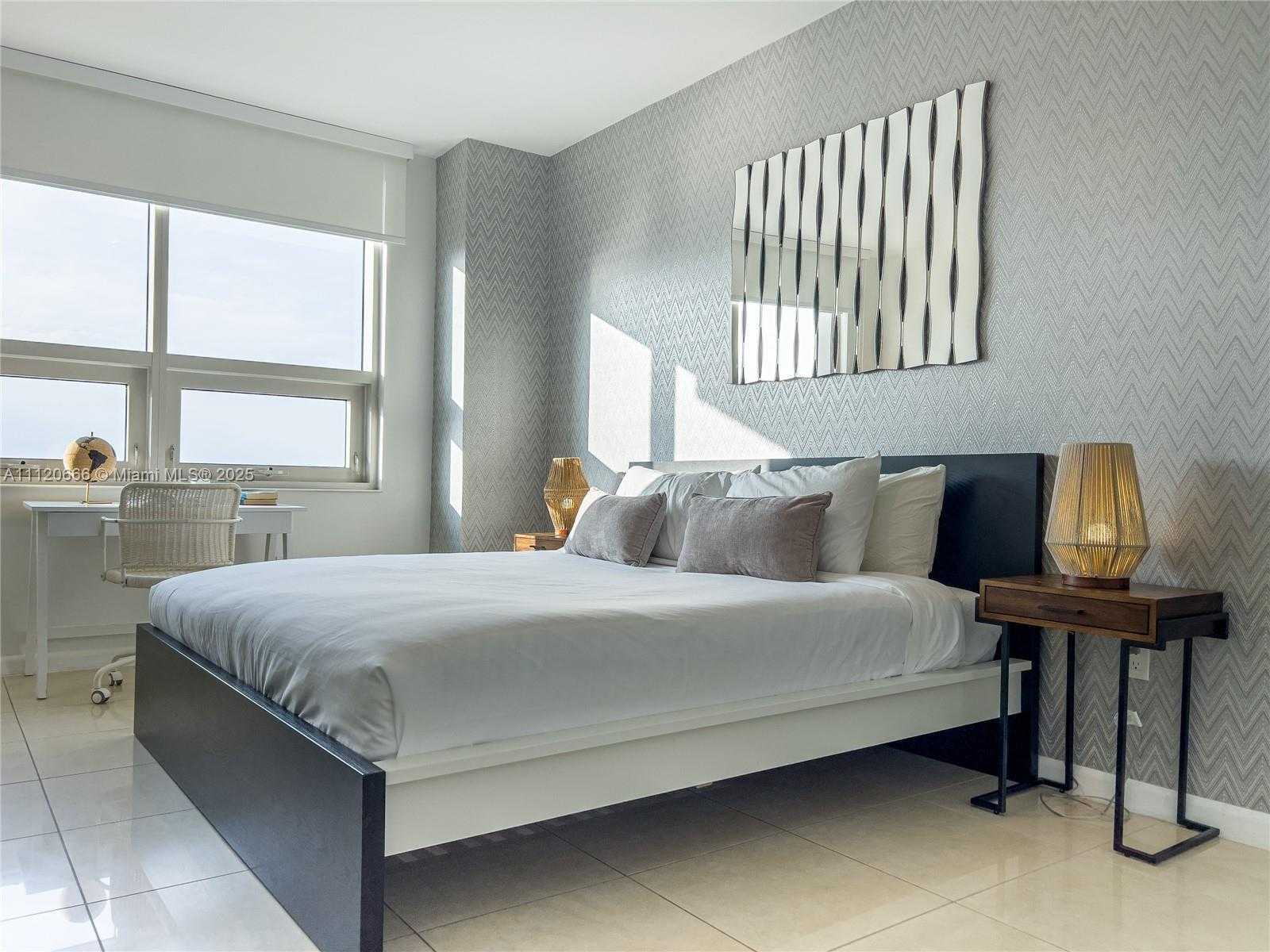Small Image of 3250 NE 1st Ave, Miami, FL 33137, USA Number 19