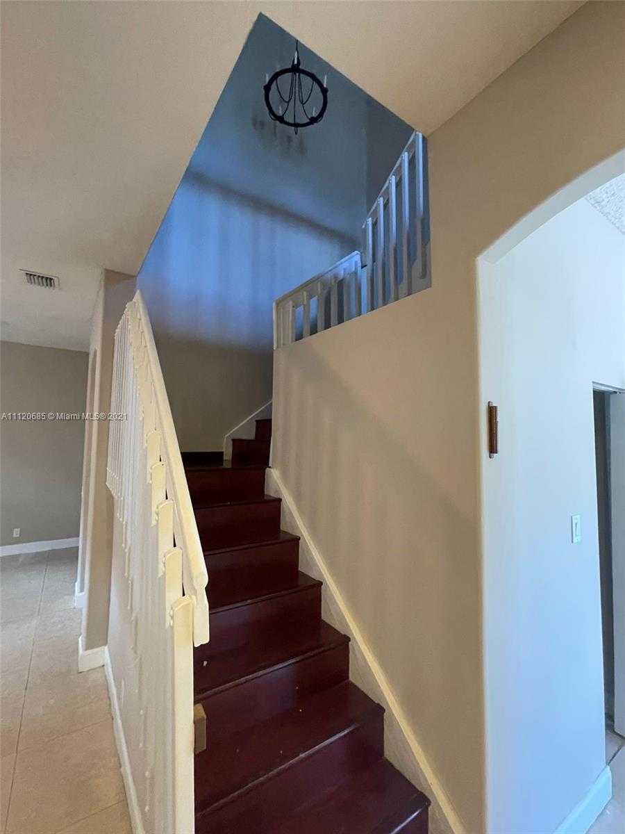 Small Image of 3820 SW 48th Ave, Pembroke Park, FL 33023, USA Number 10