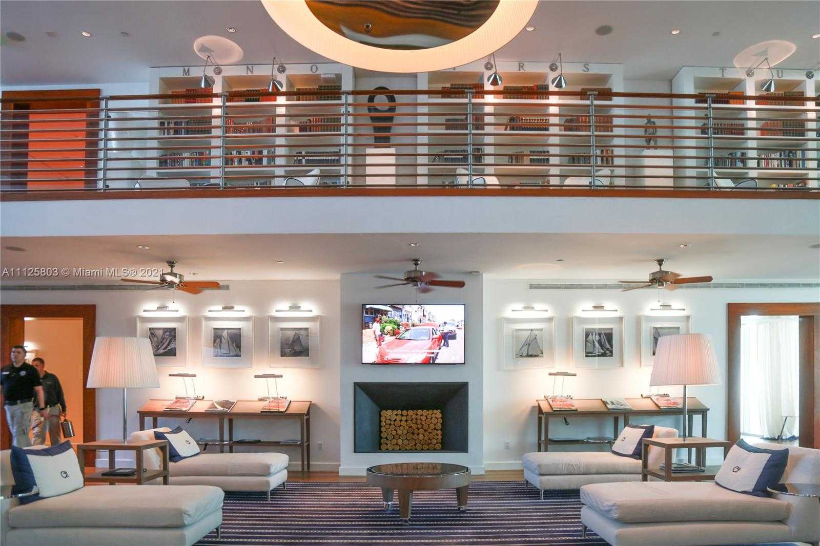 Small Image of 2627 S Bayshore Dr, Coconut Grove, FL 33133, USA Number 2
