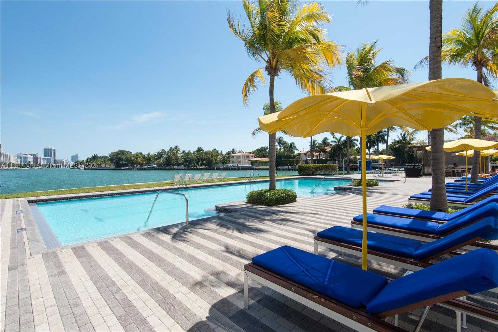 Small Image of 6103 Aqua Ave, Miami Beach, FL 33141, USA Number 15