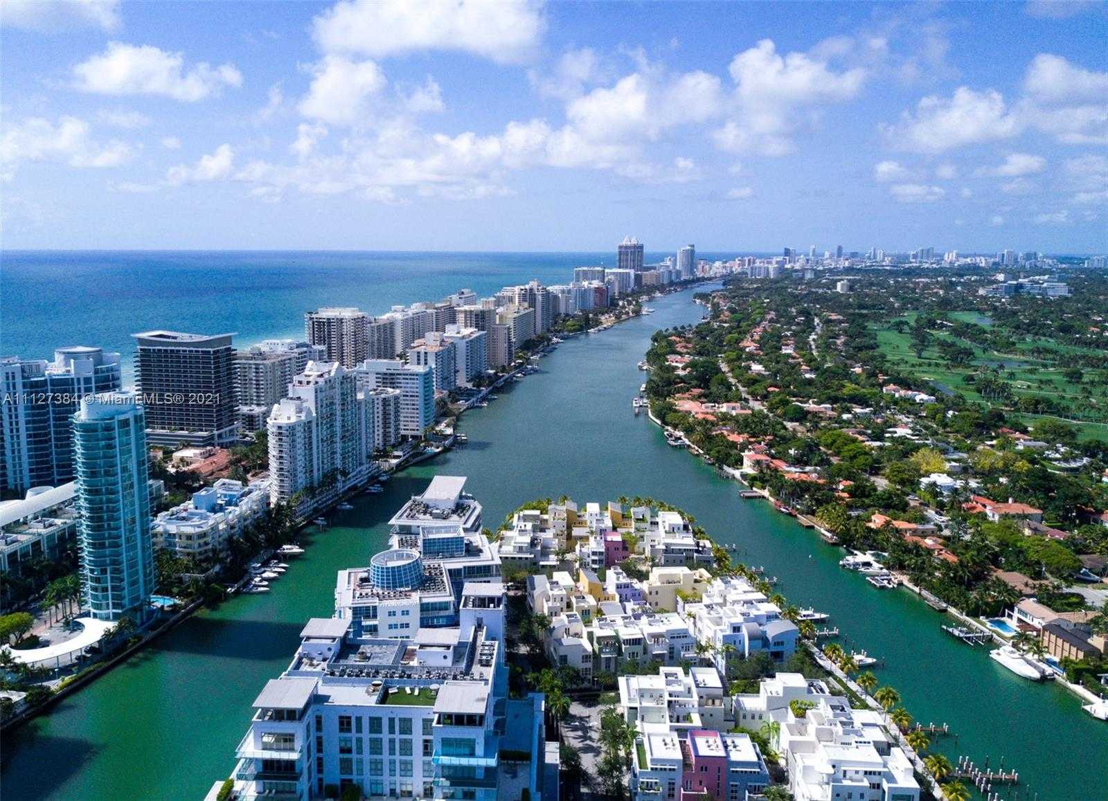 Small Image of 6103 Aqua Ave, Miami Beach, FL 33141, USA Number 25