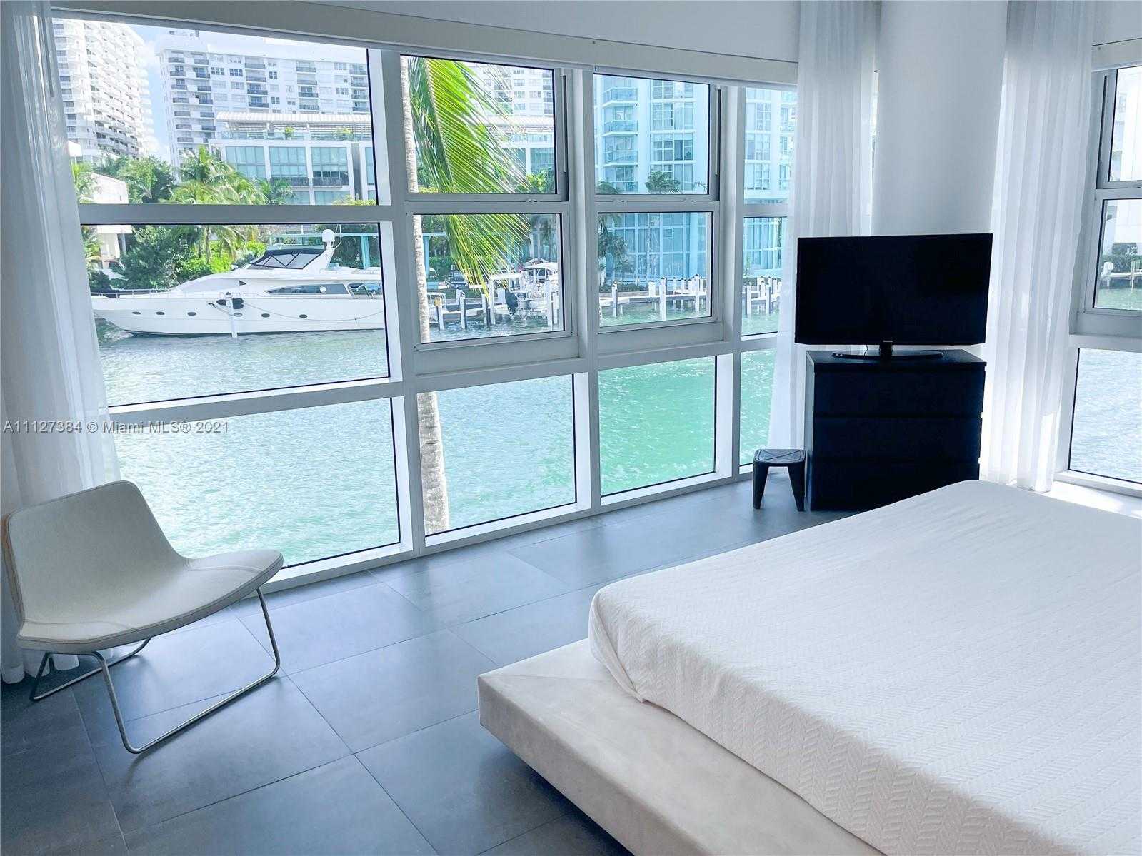 Small Image of 6103 Aqua Ave, Miami Beach, FL 33141, USA Number 7