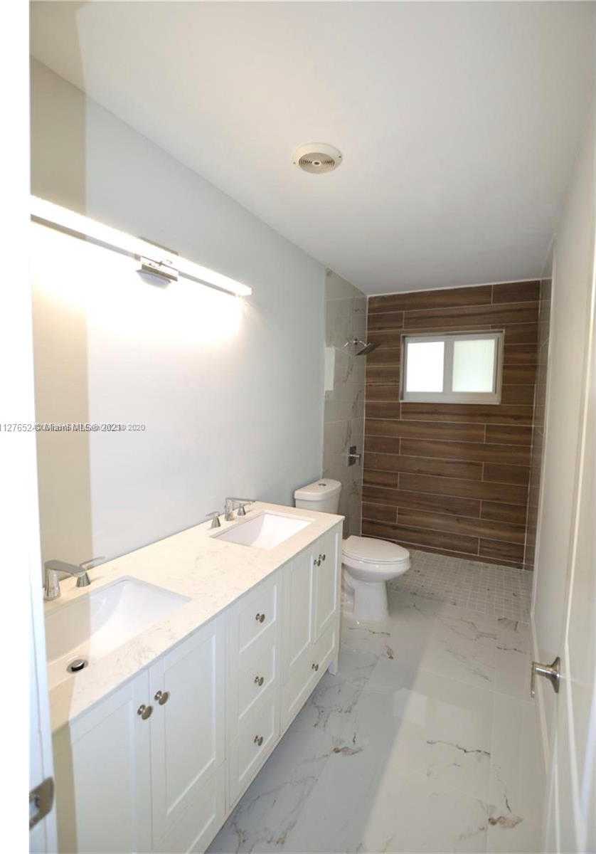 Small Image of 9040 SW 48th Terrace, Miami, FL 33165, USA Number 9