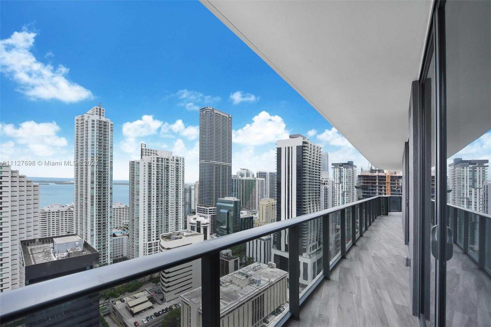 Small Image of 801 S Miami Ave, Miami, FL 33131, USA Number 14