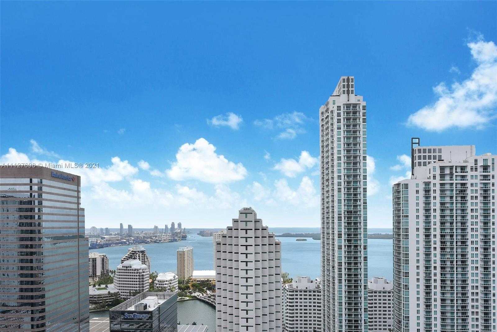 Small Image of 801 S Miami Ave, Miami, FL 33131, USA Number 15
