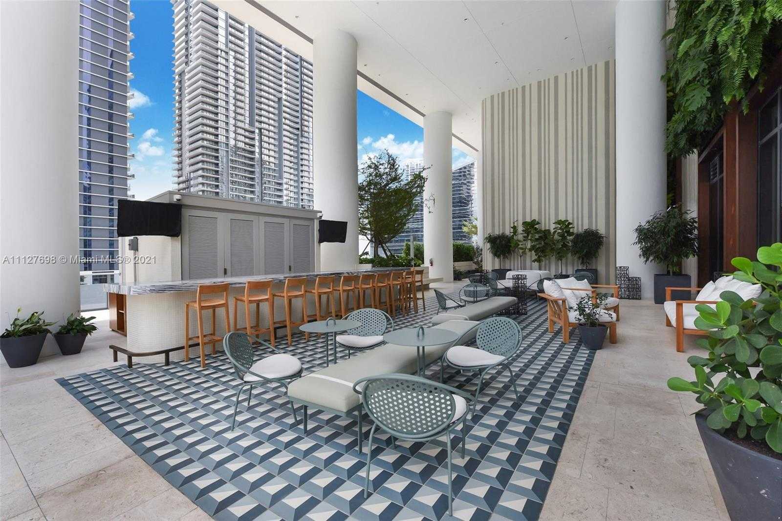 Small Image of 801 S Miami Ave, Miami, FL 33131, USA Number 22
