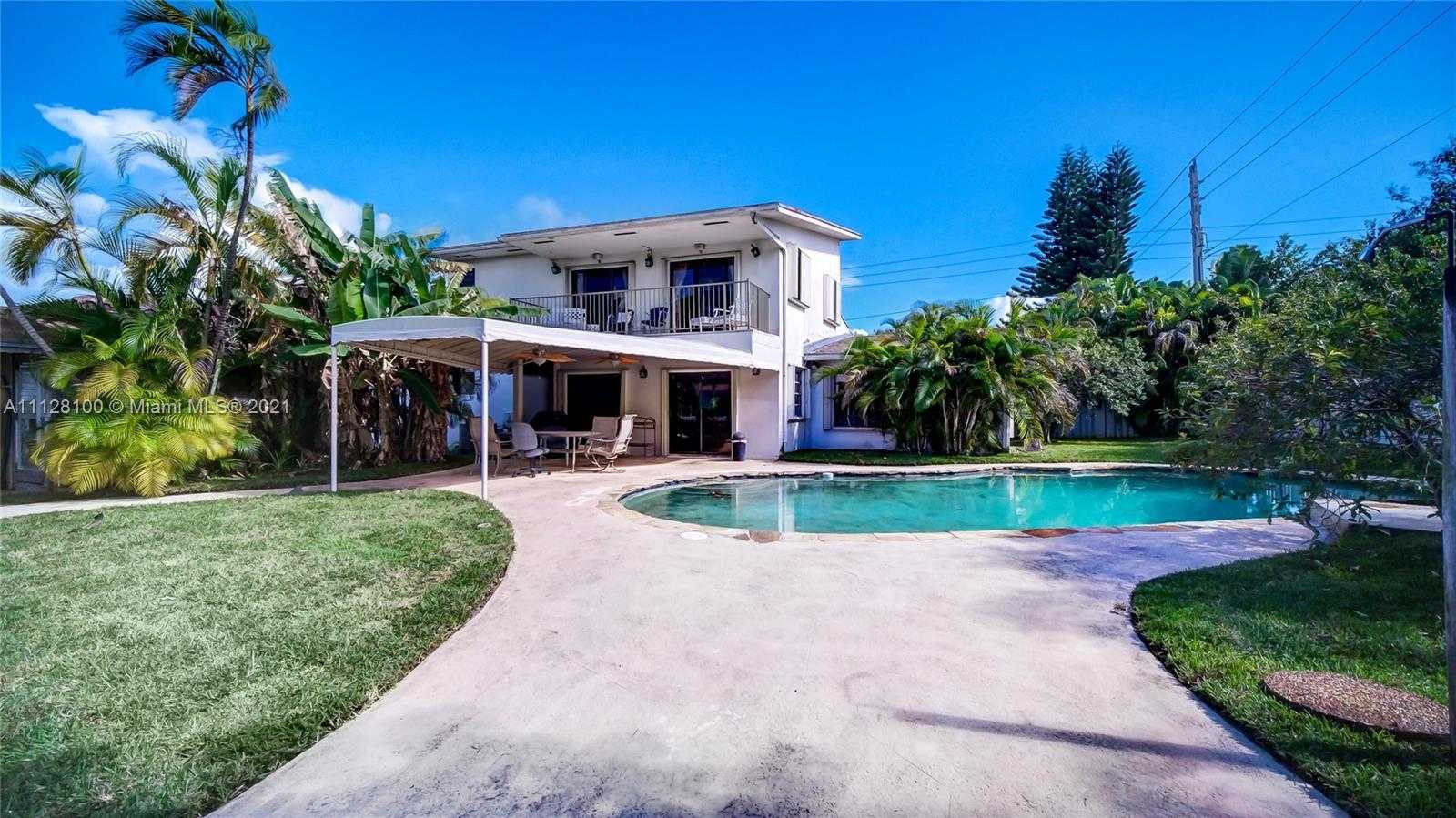 Small Image of 7700 Hawthorne Ave, Miami Beach, FL 33141, USA Number 35