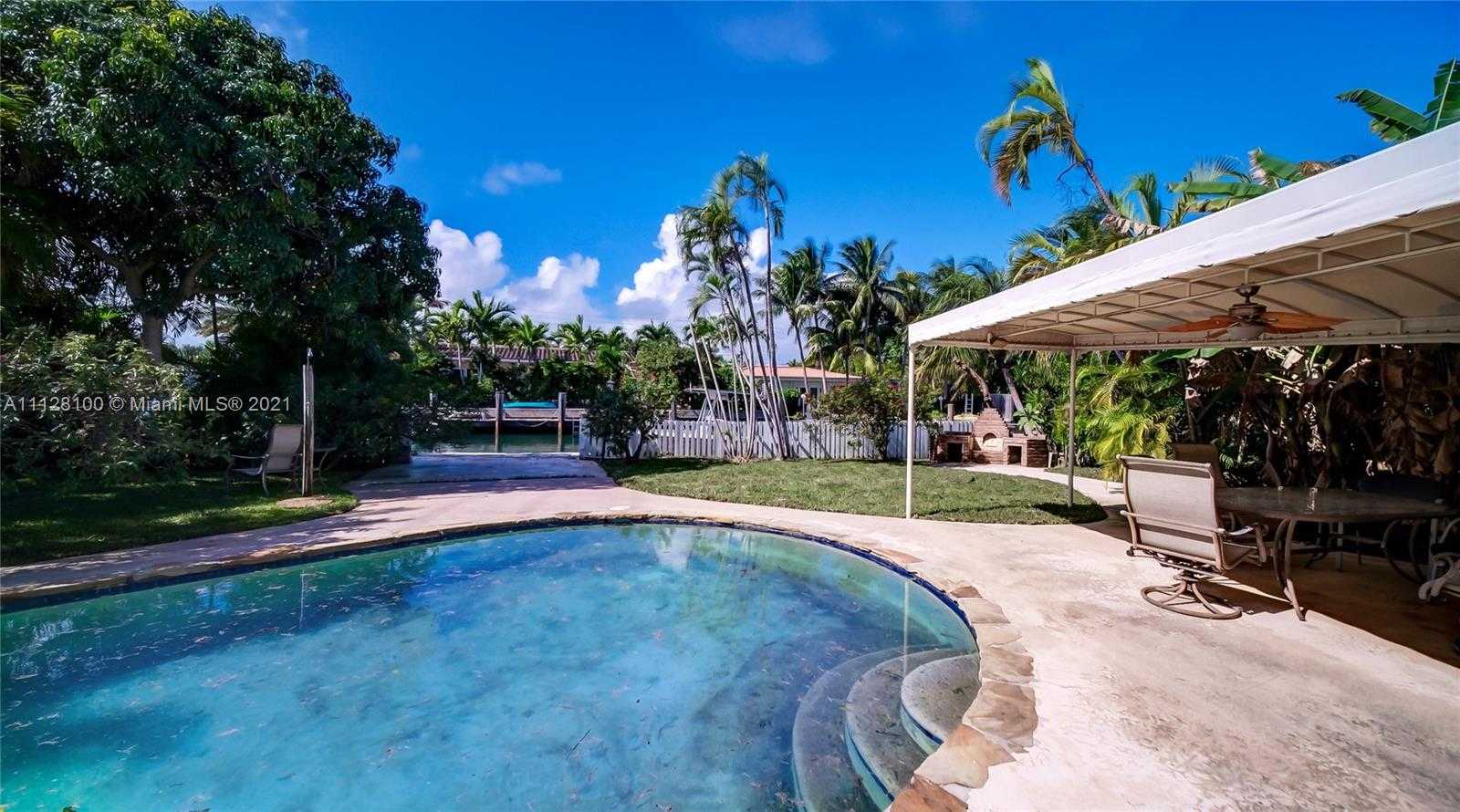 Small Image of 7700 Hawthorne Ave, Miami Beach, FL 33141, USA Number 38