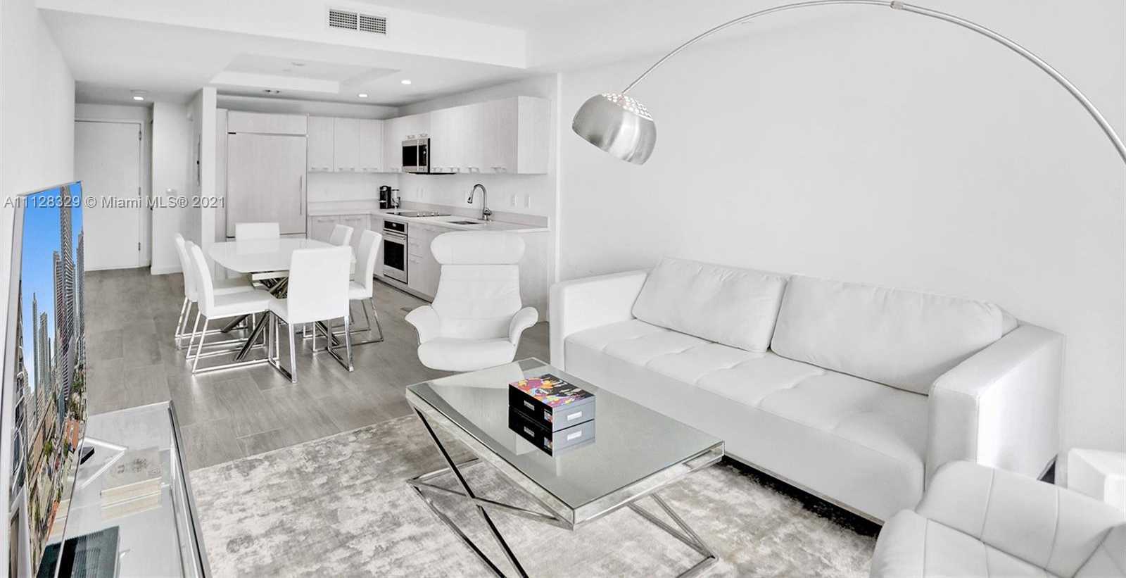 Small Image of 55 SW 9th St, Miami, FL 33130, USA Number 11