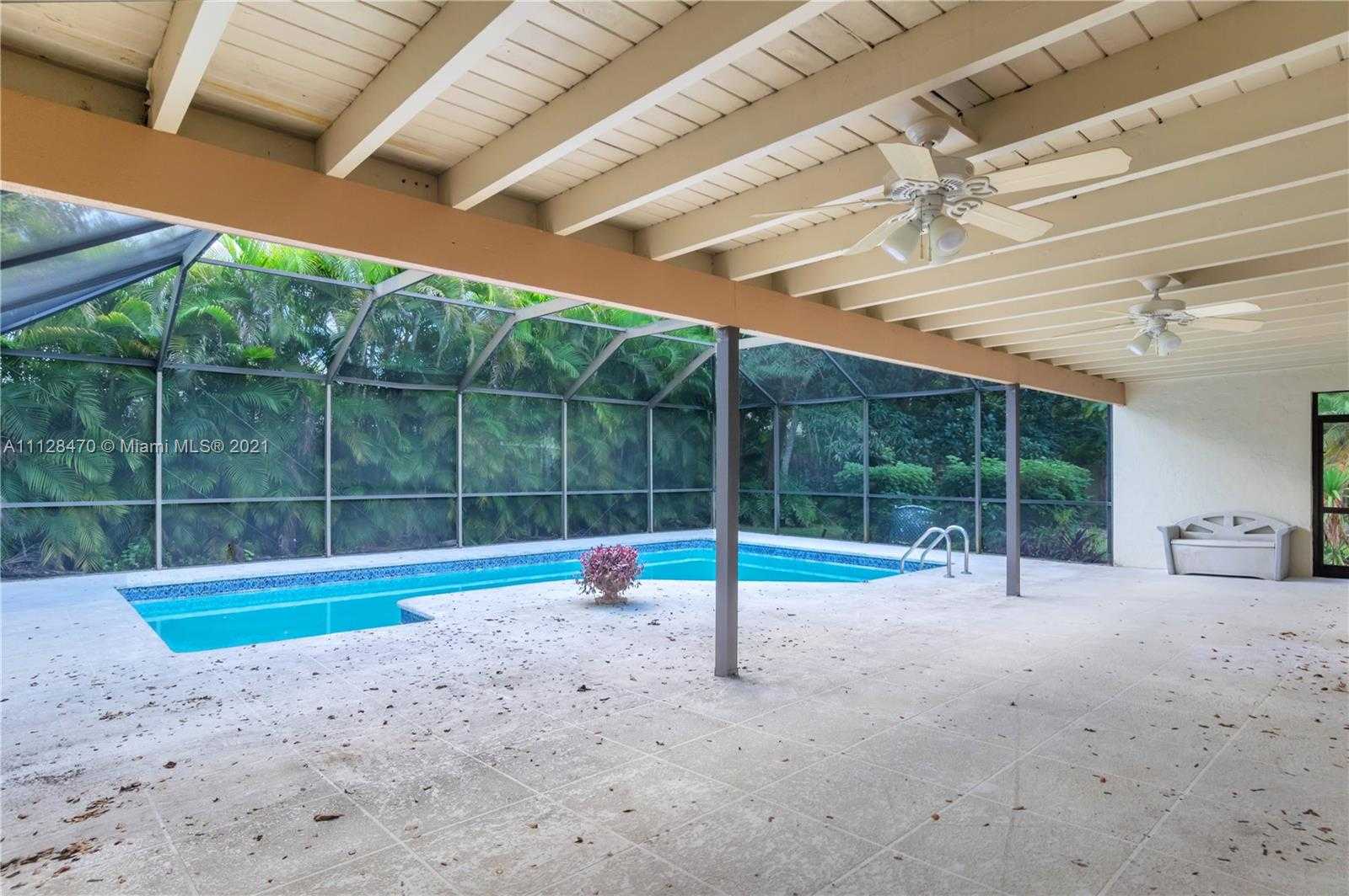 Small Image of 17631 SW 77th Ave, Palmetto Bay, FL 33157, USA Number 8