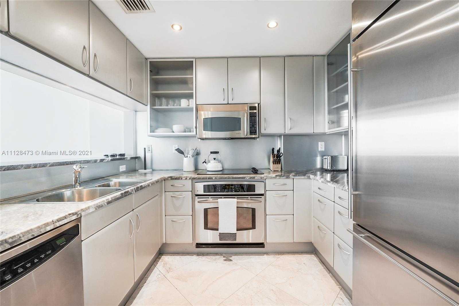 Small Image of 540 West Ave, Miami Beach, FL 33139, USA Number 2