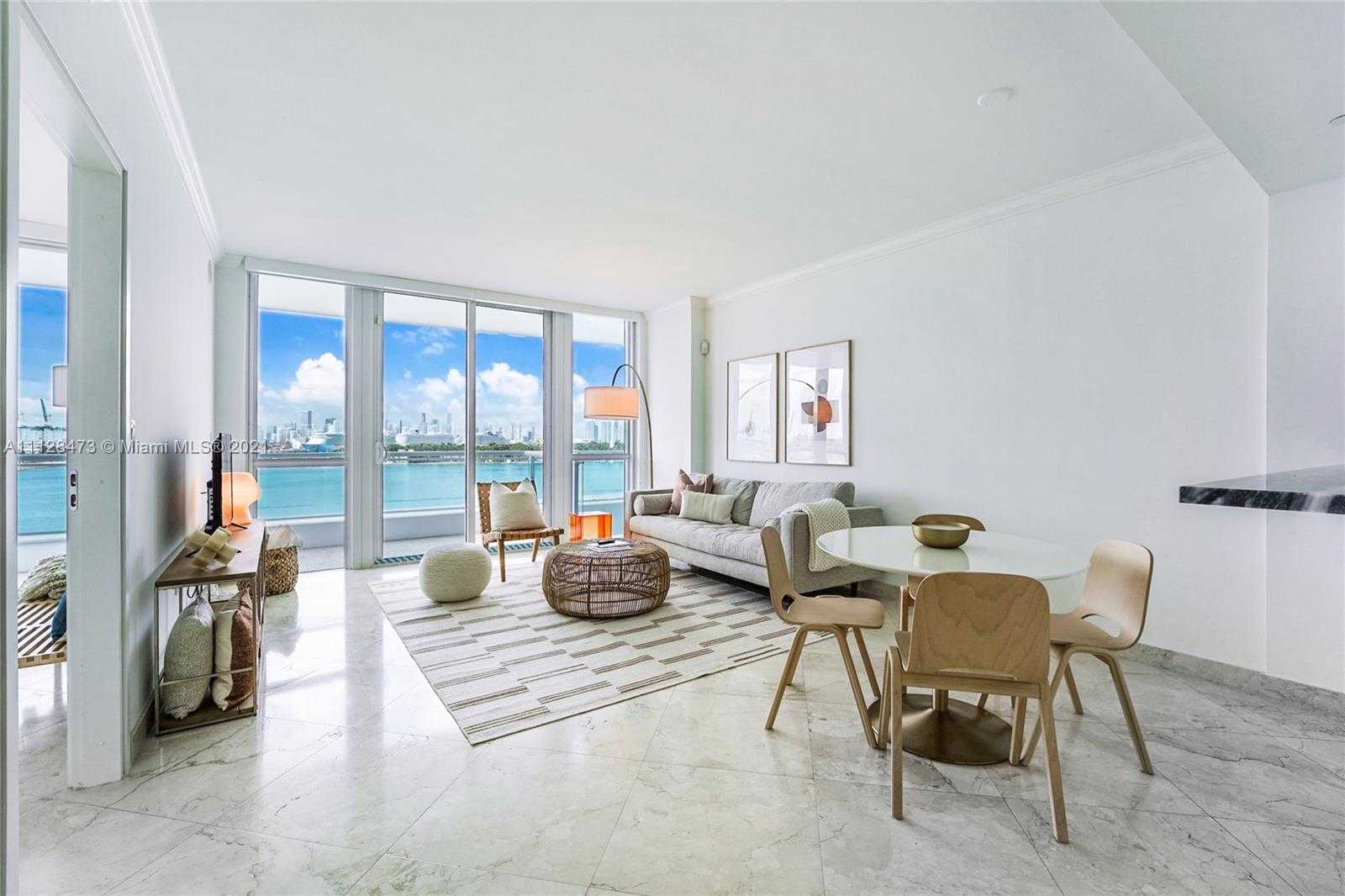 Small Image of 540 West Ave, Miami Beach, FL 33139, USA Number 4