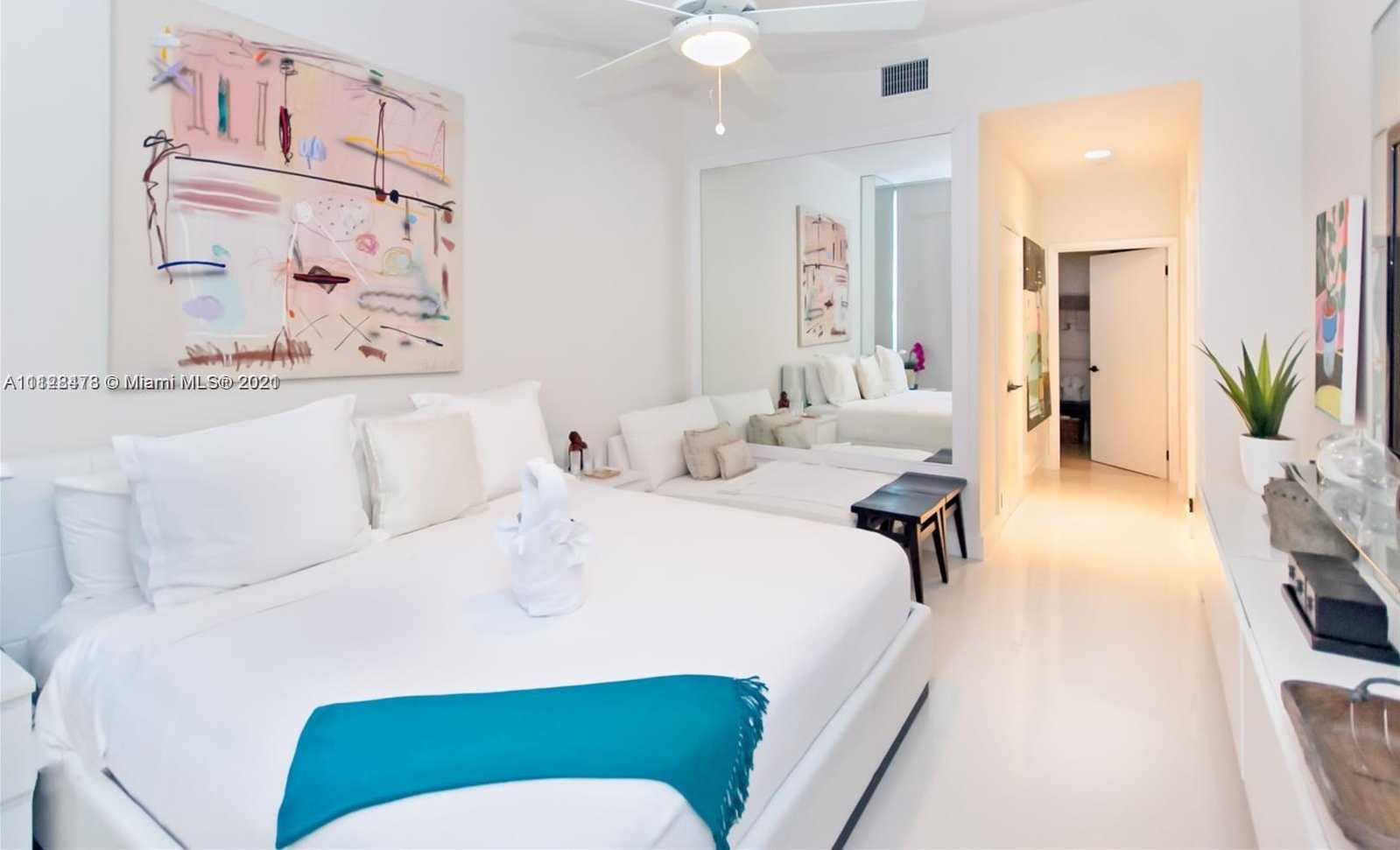 Small Image of 6799 Collins Ave, Miami, FL 33141, USA Number 7