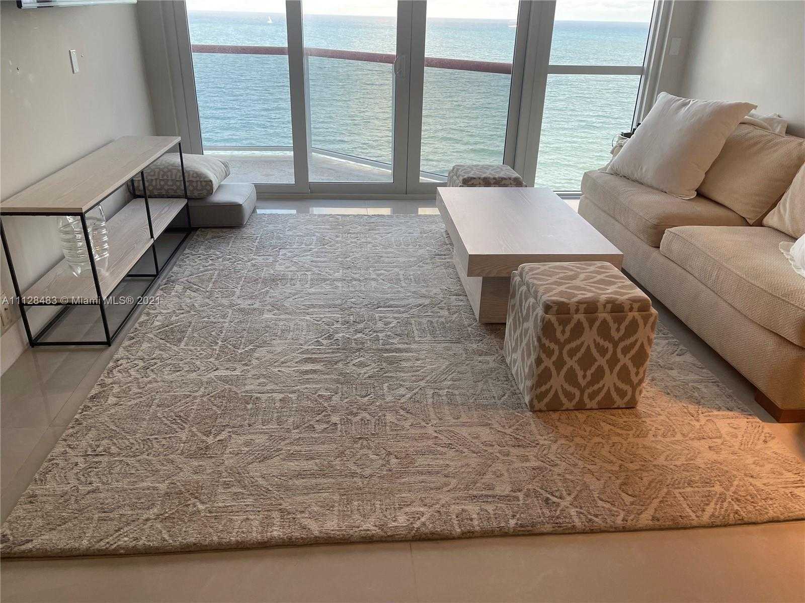 Small Image of 6767 Collins Ave, Miami, FL 33141, USA Number 12