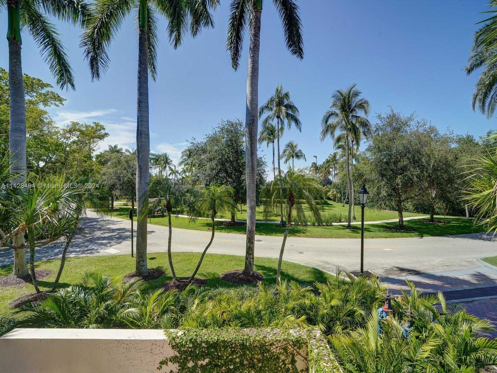 Small Image of 19117 Fisher Island Dr, Miami Beach, FL 33109, USA Number 25