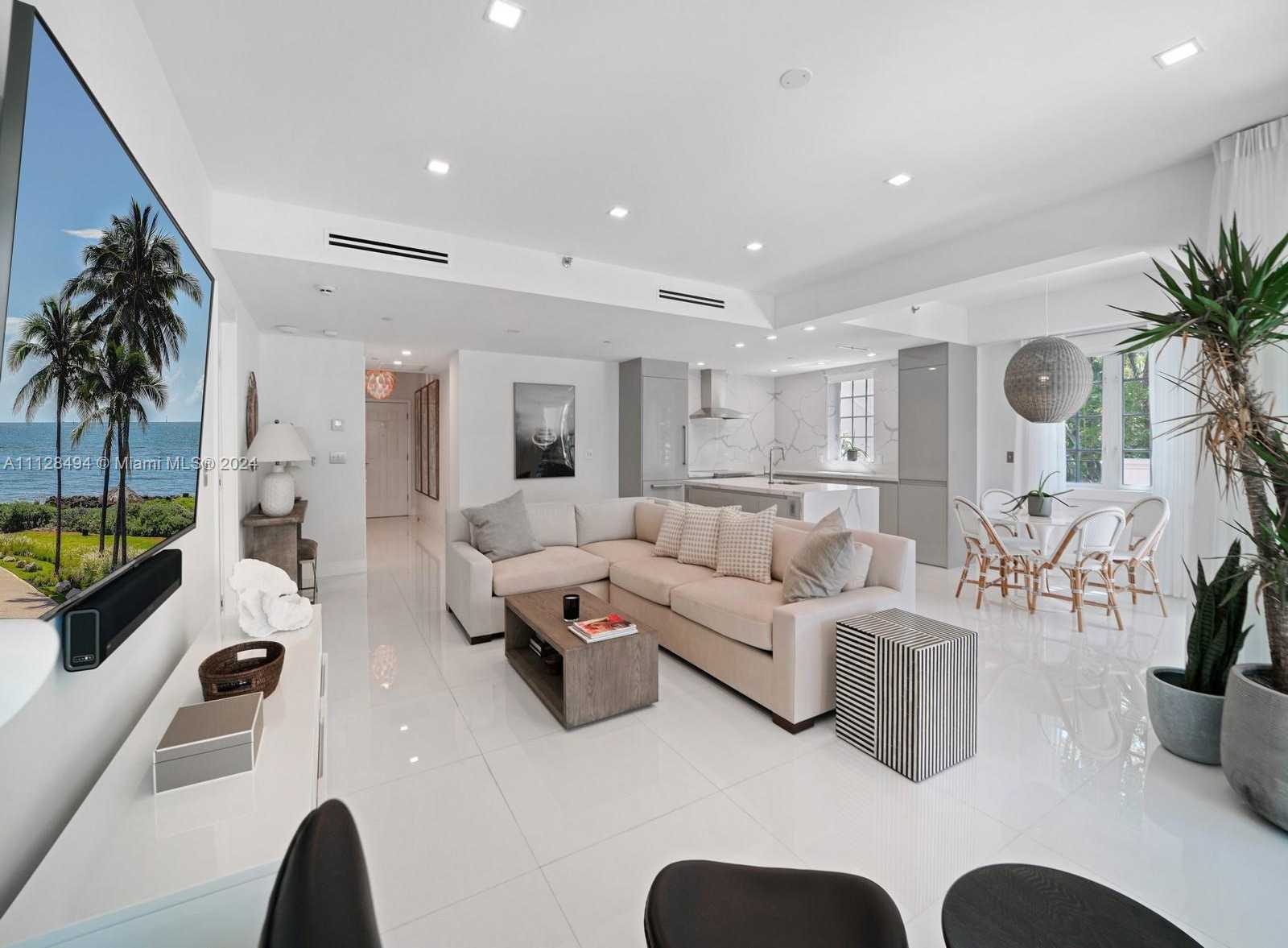 Small Image of 19117 Fisher Island Dr, Miami Beach, FL 33109, USA Number 5