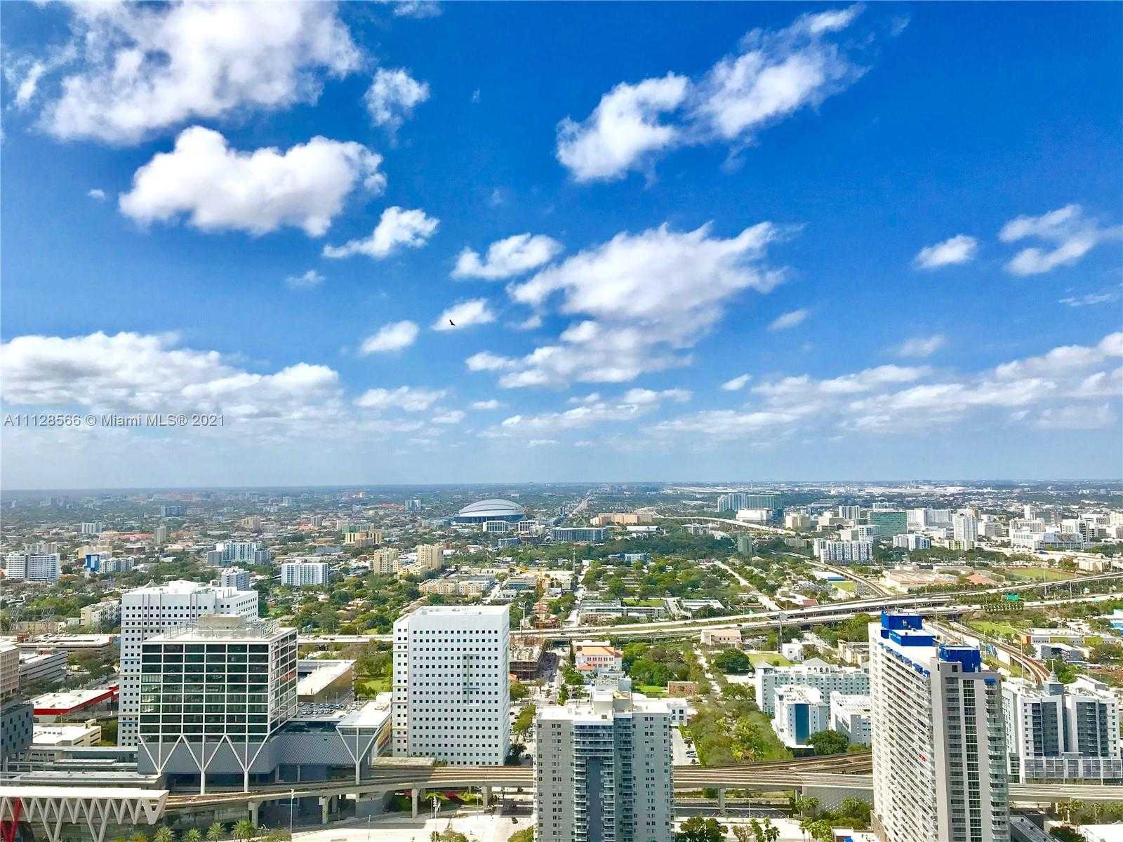Small Image of 851 NE 1st Ave, Miami, FL 33132, USA Number 13