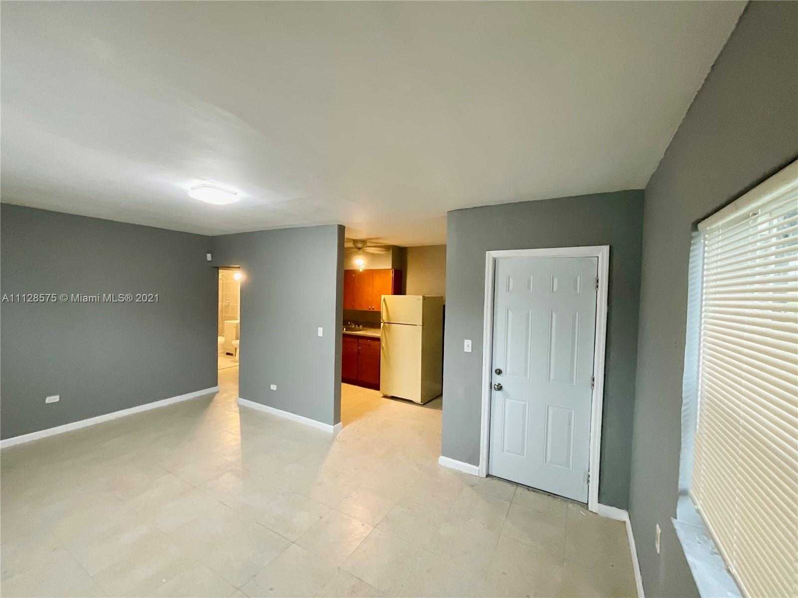 Small Image of 627 NW 4th Ct, Hallandale Beach, FL 33009, USA Number 10