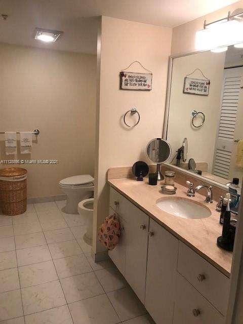 Small Image of 251 Crandon Blvd, Key Biscayne, FL 33149, USA Number 19