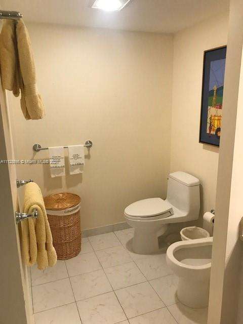 Small Image of 251 Crandon Blvd, Key Biscayne, FL 33149, USA Number 21