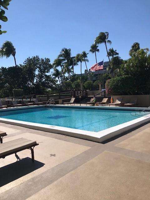 Small Image of 251 Crandon Blvd, Key Biscayne, FL 33149, USA Number 26