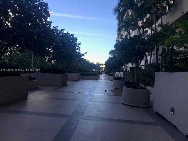 Small Image of 251 Crandon Blvd, Key Biscayne, FL 33149, USA Number 27