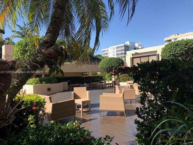 Small Image of 251 Crandon Blvd, Key Biscayne, FL 33149, USA Number 28