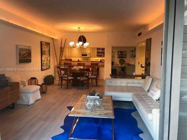 Small Image of 251 Crandon Blvd, Key Biscayne, FL 33149, USA Number 6