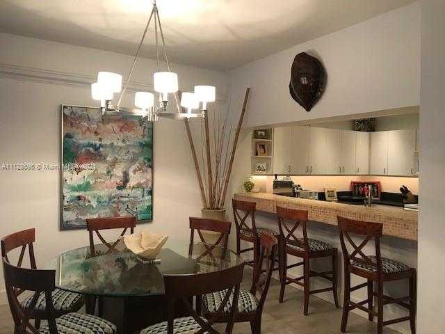 Small Image of 251 Crandon Blvd, Key Biscayne, FL 33149, USA Number 9
