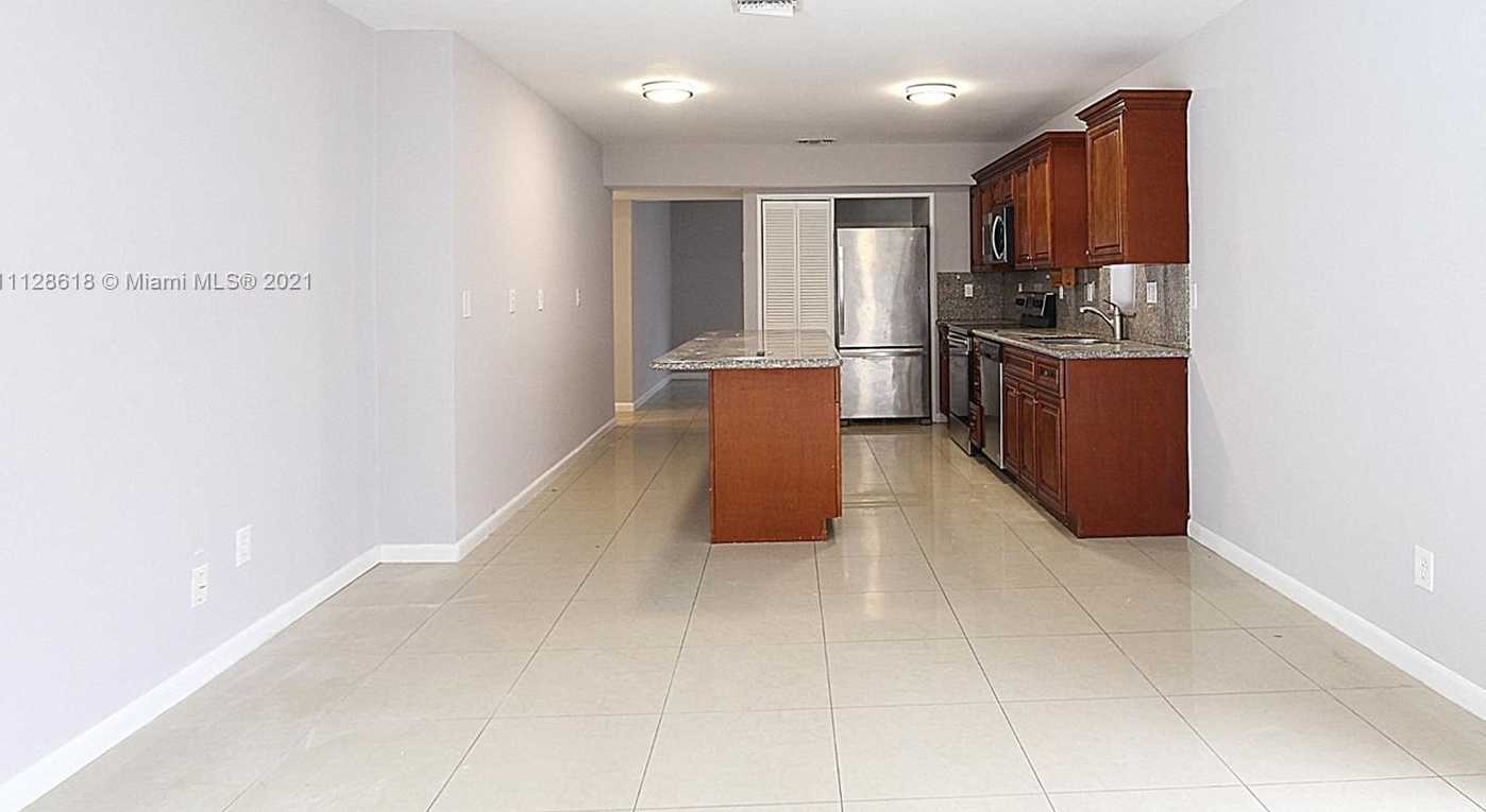 Small Image of 9831 SW 195th St, Cutler Bay, FL 33157, USA Number 6