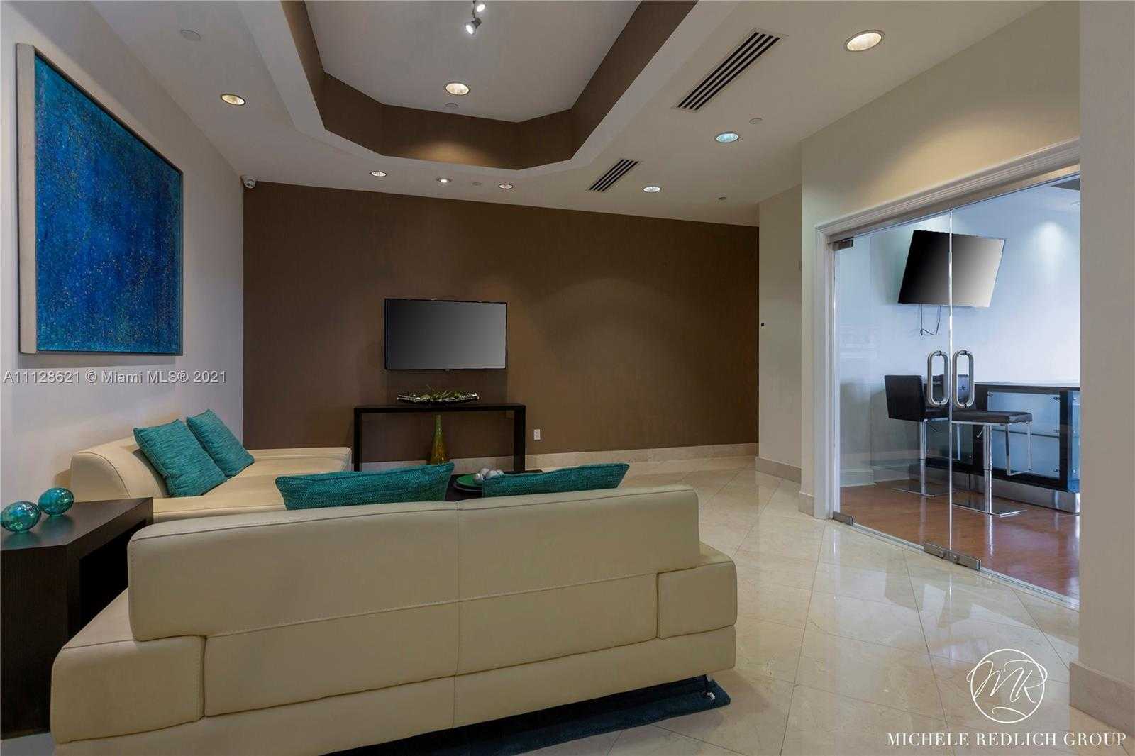 Small Image of 4779 Collins Ave, Miami Beach, FL 33140, USA Number 19