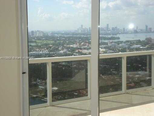 Small Image of 4779 Collins Ave, Miami Beach, FL 33140, USA Number 8