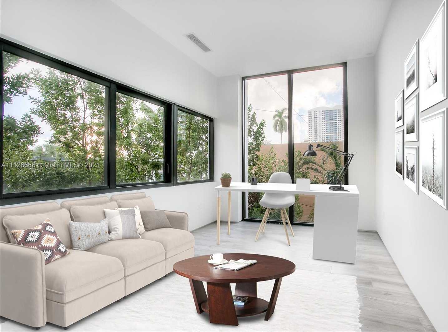 Small Image of 1525 Bay Rd, Miami Beach, FL 33139, USA Number 10