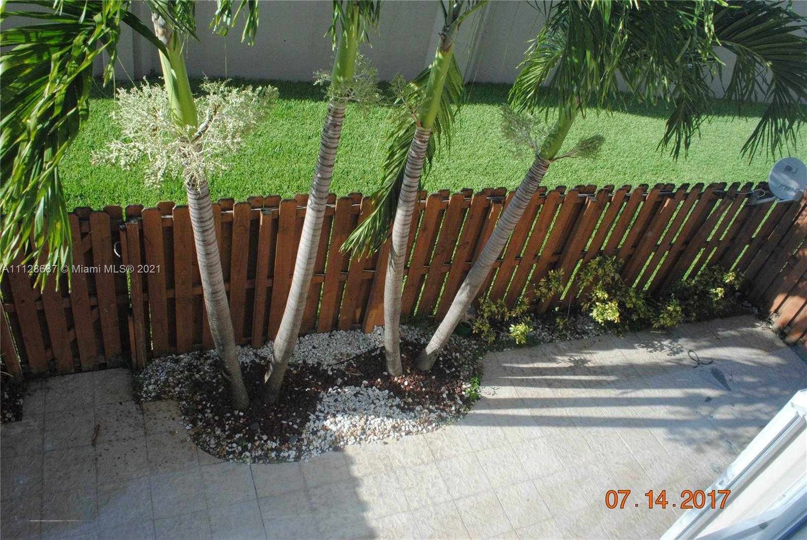 Small Image of 11345 NW 73rd Terrace, Doral, FL 33178, USA Number 14