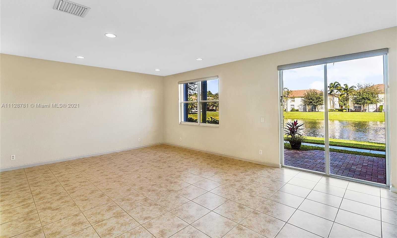 Small Image of 16130 Poppy Seed Cir, Delray Beach, FL 33484, USA Number 13
