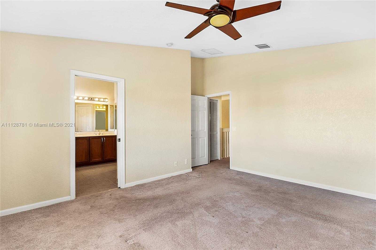 Small Image of 16130 Poppy Seed Cir, Delray Beach, FL 33484, USA Number 14