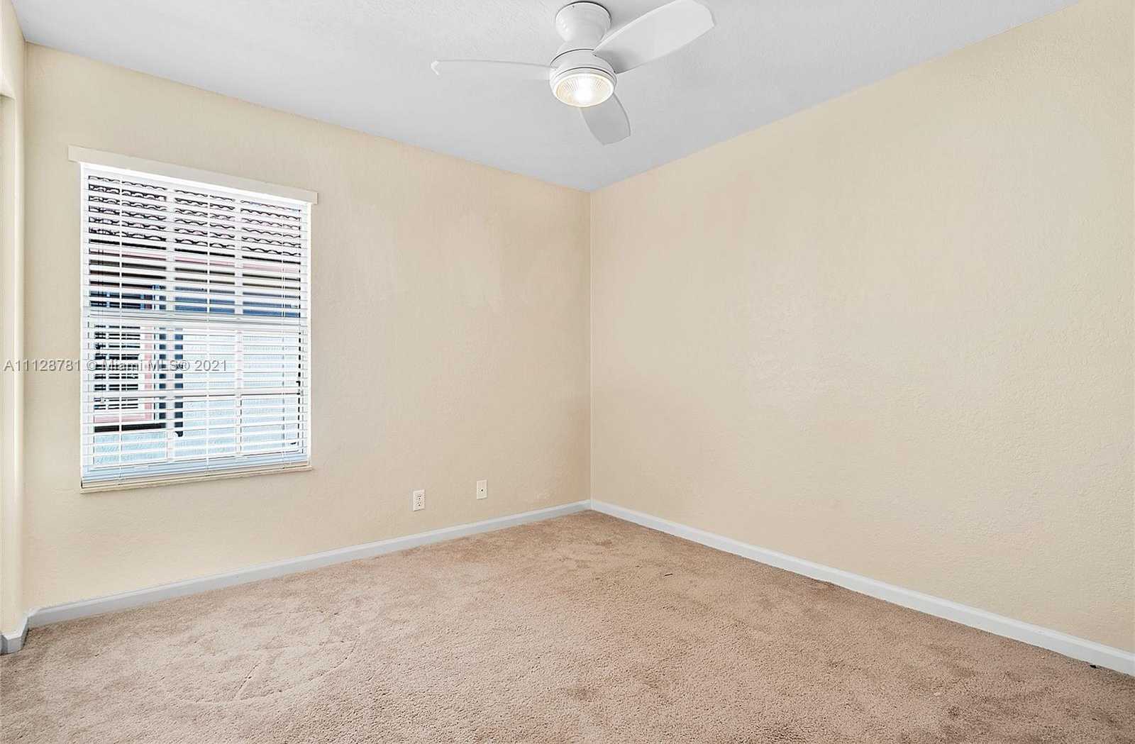 Small Image of 16130 Poppy Seed Cir, Delray Beach, FL 33484, USA Number 20