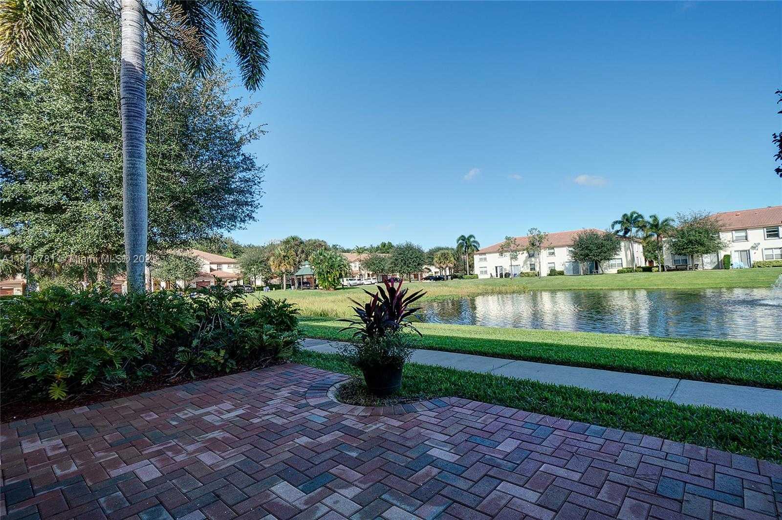 Small Image of 16130 Poppy Seed Cir, Delray Beach, FL 33484, USA Number 28