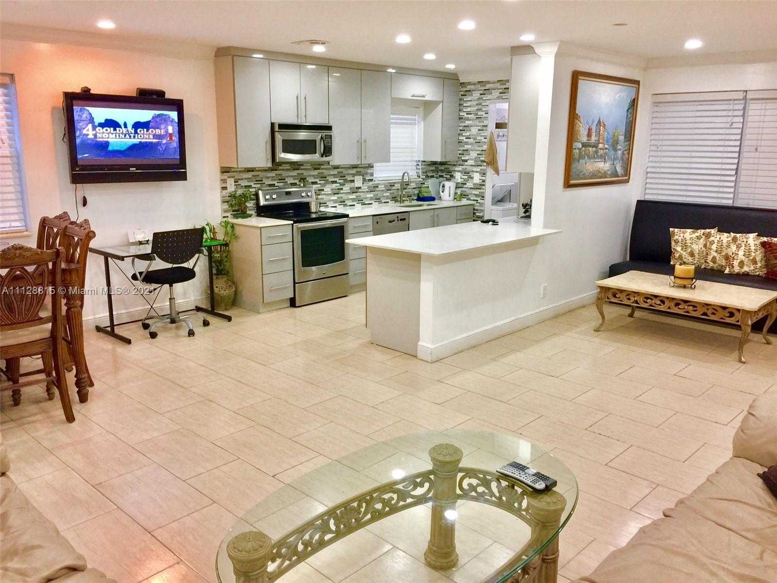 Small Image of 223 NW 10th St, Hallandale Beach, FL 33009, USA Number 3