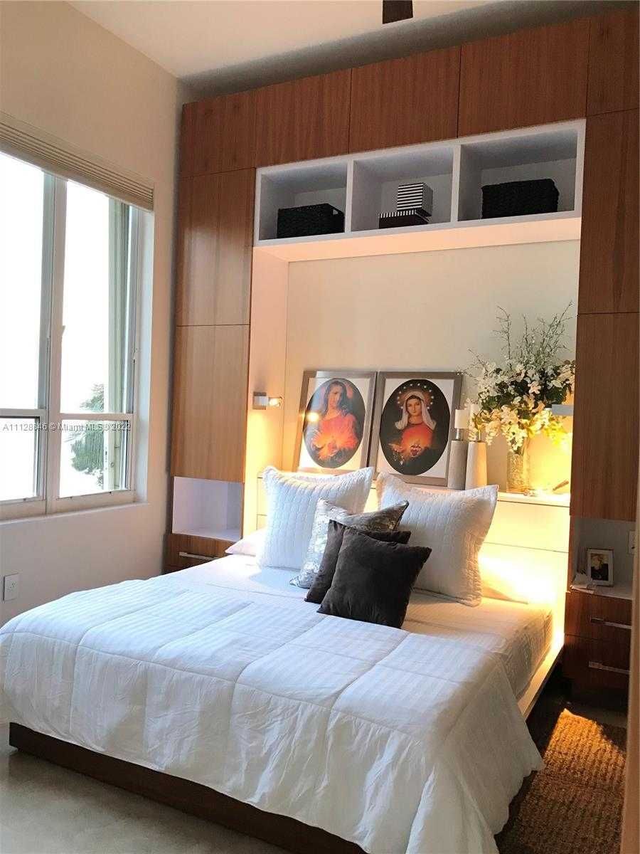 Small Image of 888 BRICKELL KEY DR #306, Miami Number 17