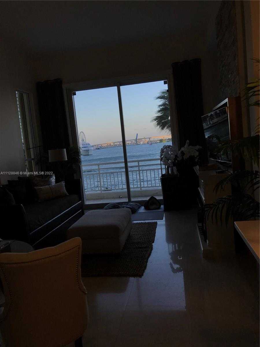 Small Image of 888 BRICKELL KEY DR #306, Miami Number 19