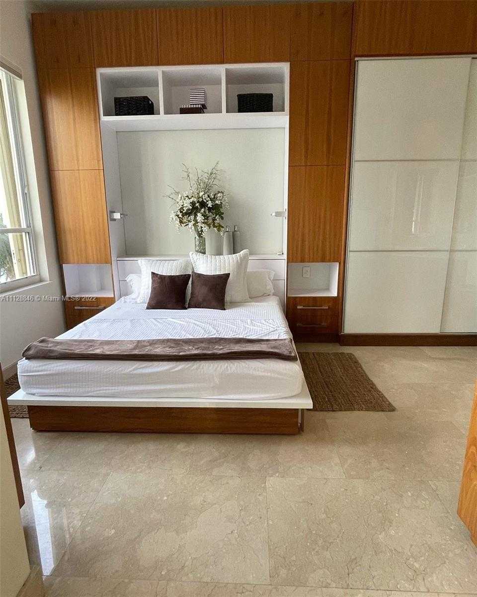 Small Image of 888 BRICKELL KEY DR #306, Miami Number 6