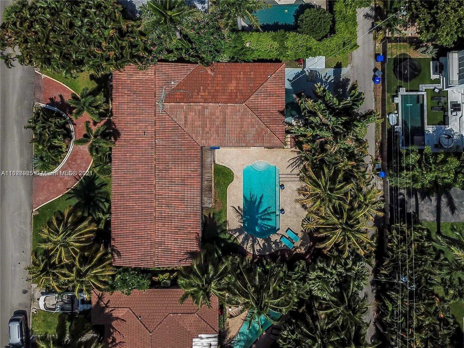 Small Image of 1117 Adams St, Hollywood, FL 33019, USA Number 35