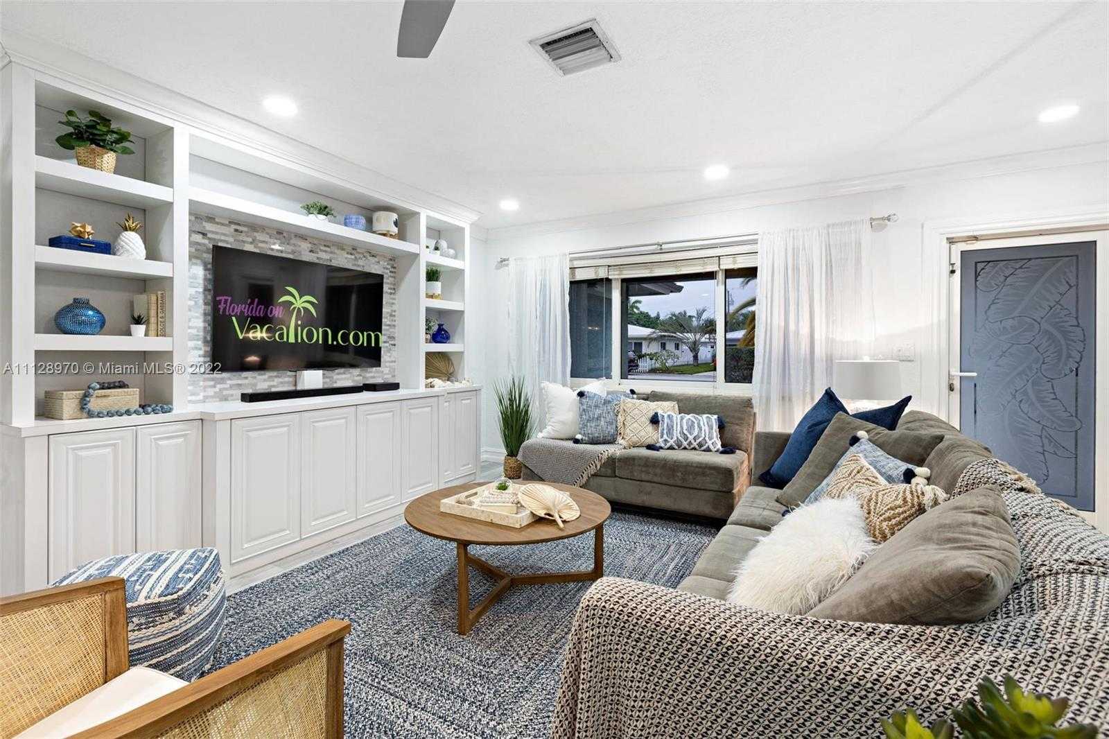 Small Image of 2580 SE 2nd Ct, Pompano Beach, FL 33062, USA Number 19